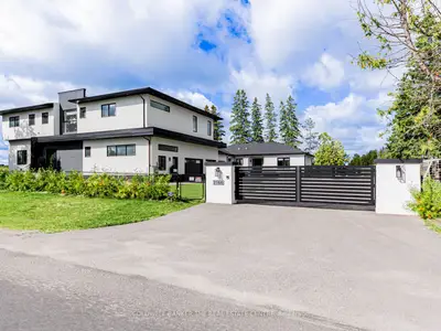 2166 10th Side Road, Bradford West Gwillimbury, On L3z 2k9