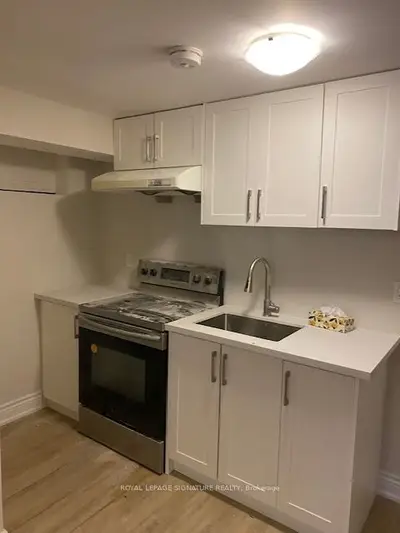 41 Ravengloss Drive Lower, Markham, On L3t 4c8