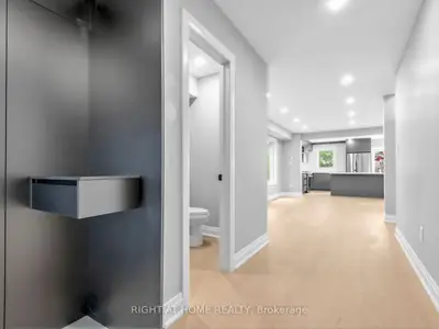 75 Borealis Avenue, Aurora, On L4g 7v1