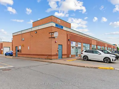 11 FAIRBURN Drive 33, Markham, ON L6G 0A4