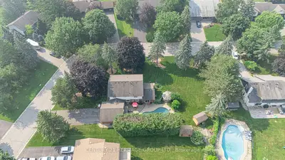 25 Grant Court, East Gwillimbury, On L9n 0z3