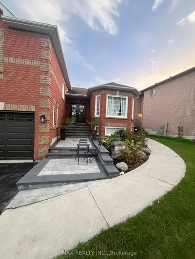 4 Depeuter Crescent, Bradford West Gwillimbury, On L3z 3a4