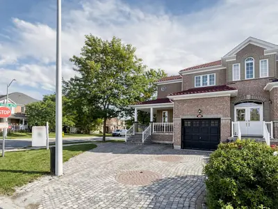 2 Casabel Drive, Vaughan, On L6a 3m4