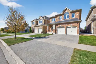 50 Bramsey Street, Georgina, On L0e 1r0