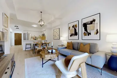2 Maison Parc Court 102, Vaughan, On L4j 9k4