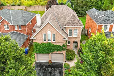 84 Loraview Lane, Aurora, On L4g 6n5