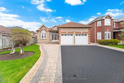 222 Caproni Drive, Vaughan, On L6a 1x7