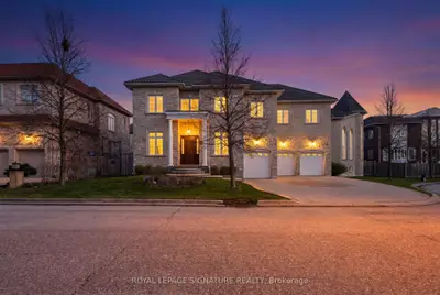 26 Alai Circle, Markham, On L3r 1e2