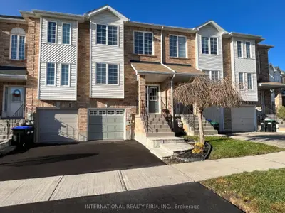 44 Natale Court, Bradford West Gwillimbury, On L3z 3b1