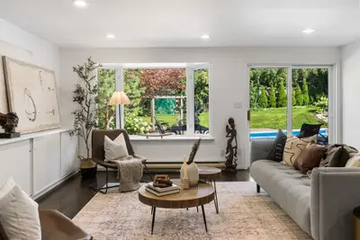 129 Babcombe Drive, Markham, On L3t 1m9