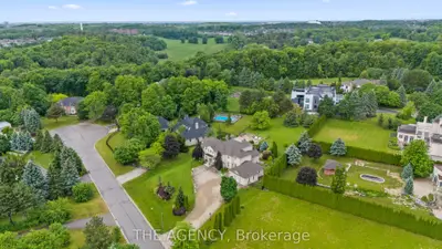 16 Dew Drop Court, Vaughan, On L6a 1e9