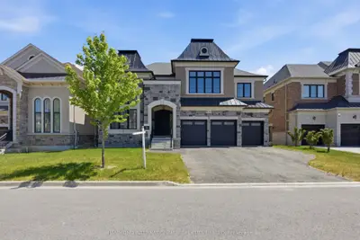 19 Little Celeste Court, Vaughan, On L6a 4z7