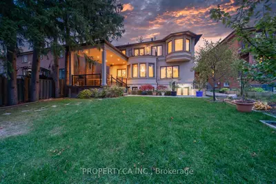 109 Oxford Street, Richmond Hill, On L4c 4l6