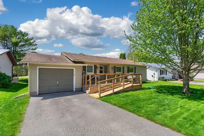 7 Tamarack Court, New Tecumseth, On L0g 1w0