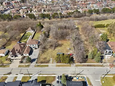 196-198 Crestwood Road, Vaughan, On L4j 1a9