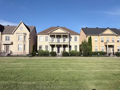 6 Crescent Park Lane, Markham, On L6c 0a6