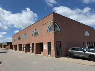 20 Amber Street 4, Markham, On L3r 5p4