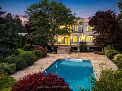 7 Deer Run Court, Richmond Hill, On L4e 3m1