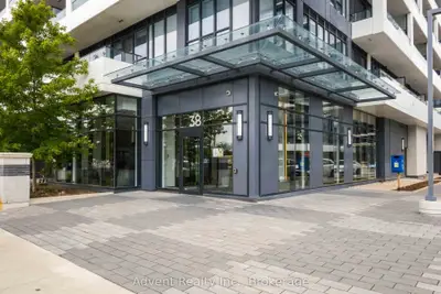 38 Water Walk Drive 327, Markham, On L3r 6m8