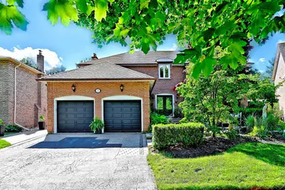 425 Easy Street, Richmond Hill, On L4c 3z5