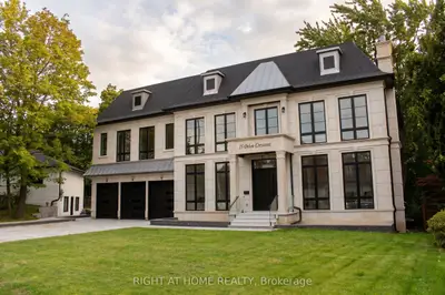15 Orlon Crescent, Richmond Hill, On L4c 6s2
