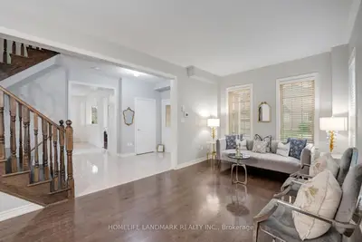 298 West Lawn Crescent, Whitchurch-stouffville, On L4a 1x3