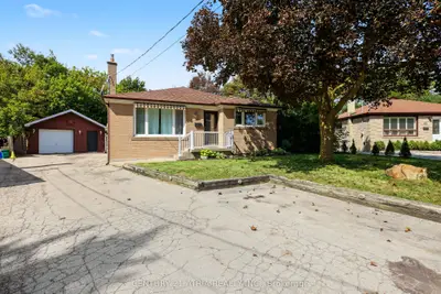 64 Cartier Crescent, Richmond Hill, On L4c 2n4
