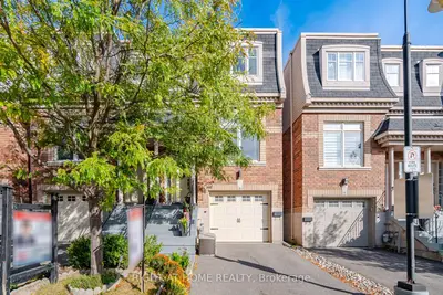 8032 Kipling Avenue 8, Vaughan, On L4l 2a1