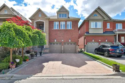 35 Strauss Road, Vaughan, On L4j 8z6