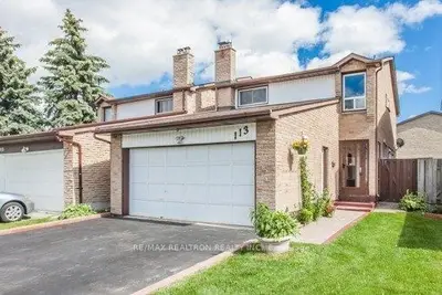 113 Upton Crescent, Markham, On L3r 3t3