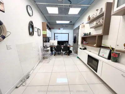 7181 Yonge Street 154, Markham, On L3t 0c7