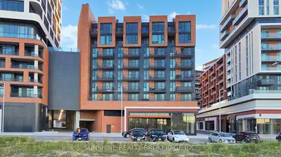 38 Simcoe Promenade 311, Markham, On L6g 0h7
