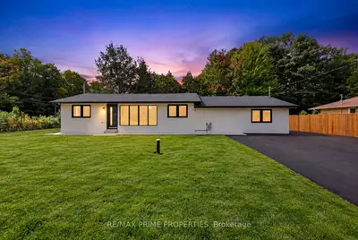 6 Maple Avenue, Georgina, On L0e 1r0