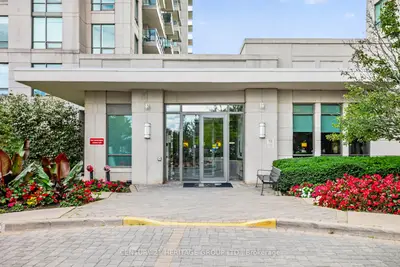88 Promenade Circle 905, Vaughan, On L4j 9a4