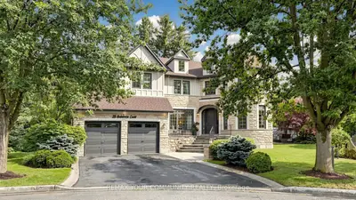 25 Guinevere Court, Richmond Hill, On L4c 0p7