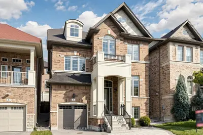 8 Beckett Avenue, Markham, On L6c 0w5