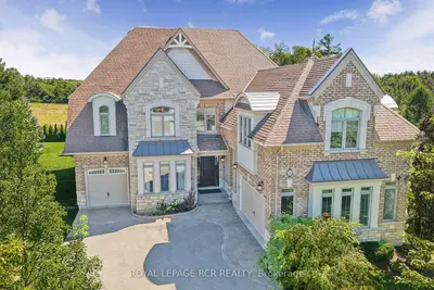 35 Somer Rumm Court, Whitchurch-stouffville, On L4a 1x8