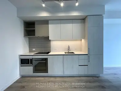 7890 Jane Street 1211, Vaughan, On L4k 2m7