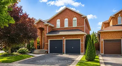 215 Drummond Drive, Vaughan, On L6a 3c1