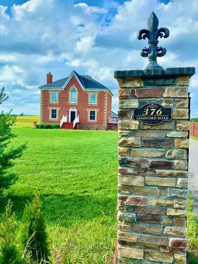 376 Sandford Road, Uxbridge, On L0c 1e0