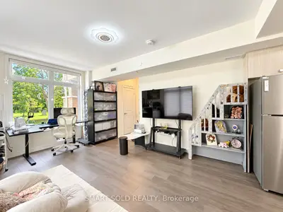 58 Elizabeth Street S 2201, Richmond Hill, On L4c 5w2
