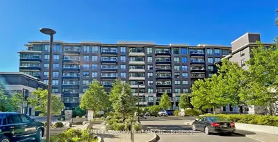 25 Water Walk Drive 123, Markham, On L6g 0g3