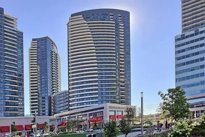 7161 Yonge Street 820, Markham, On L3t 0c5