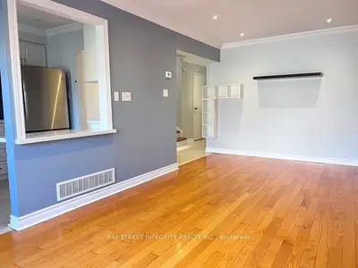 22 Dunbar Crescent, Markham, On L3r 6w8