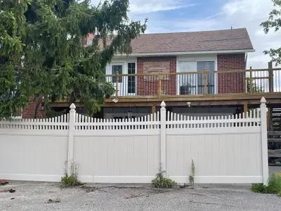 20215 Woodbine Avenue Residence Primary Unit/b, East Gwillimbury, On L0g 1r0