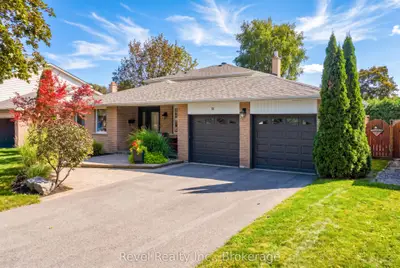35 John Dexter Place, Markham, On L3p 3g2