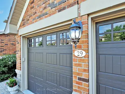 29 Tucker Court, Aurora, On L4g 7t2
