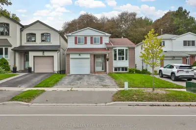 213 Simonston Boulevard, Markham, On L3t 4m3