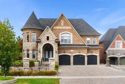 16 Rinas Avenue, Markham, On L6c 0n7