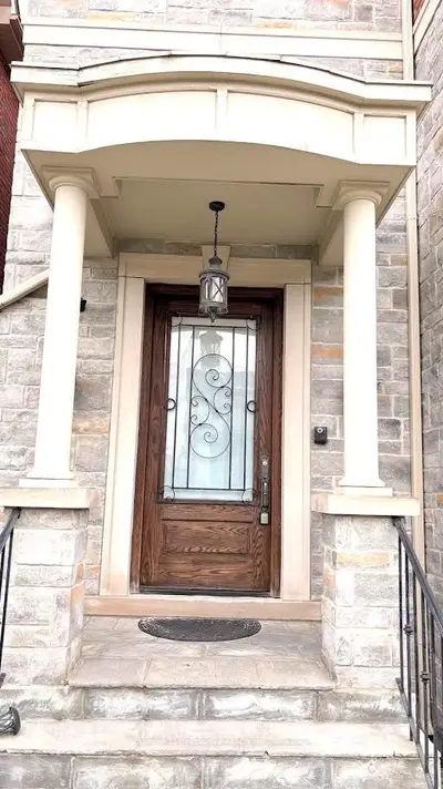 111 Royal Palm Drive, Vaughan, On L4j 8k1